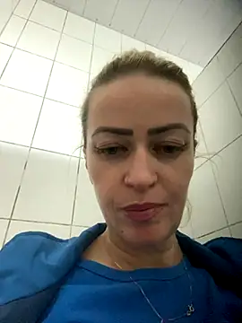 Snapshot of Alerquinasc chatting on October 2025 10:42:02 PM Alerquinasc online show from October 2025 10:42:02 PM