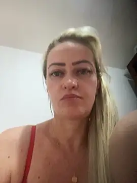 Snapshot of Alerquinasc chatting on October 2025 01:06:02 AM Alerquinasc online show from October 2025 01:06:02 AM