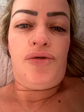 Snapshot of Alerquinasc chatting on October 2025 12:06:01 PM Alerquinasc online show from October 2025 12:06:01 PM