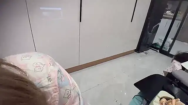 Snapshot of momo-2580 chatting on November 2025 12:06:01 PM momo-2580 online show from November 2025 12:06:01 PM