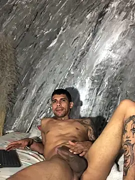 Snapshot of allanjones15 chatting on October 2025 05:41:01 AM allanjones15 online show from October 2025 05:41:01 AM