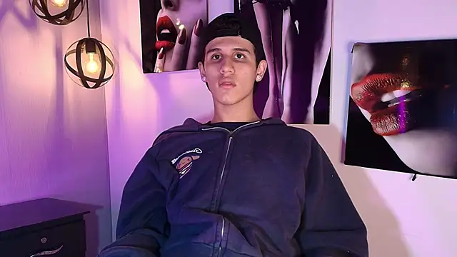 Snapshot of _realwav chatting on October 2025 08:59:02 AM realwav online show from October 2025 08:59:02 AM