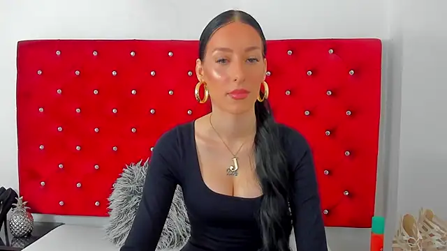 Snapshot of PleasureJasmine chatting on October 2025 07:49:01 AM PleasureJasmine online show from October 2025 07:49:01 AM