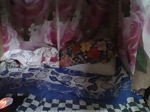 Kristen05 online show from October 2025 09:45:01 PM