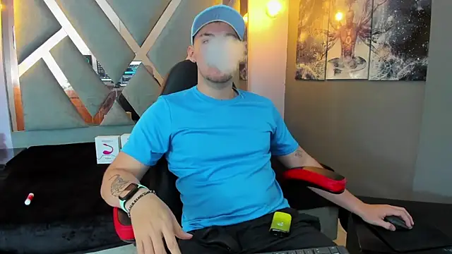 BrunoWalkerr online show from October 2025 12:48:02 PM