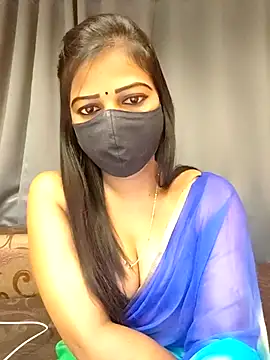 Misss-julli online show from November 2025 01:05:01 AM