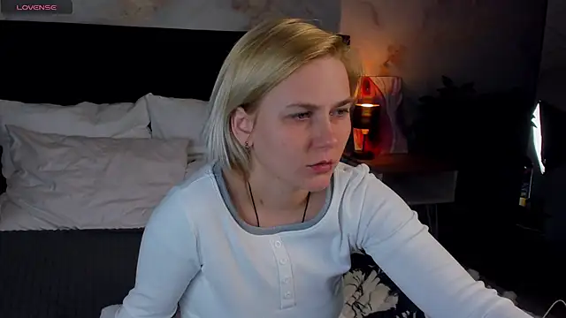 AliceMaurik online show from September 2025 03:34:02 PM