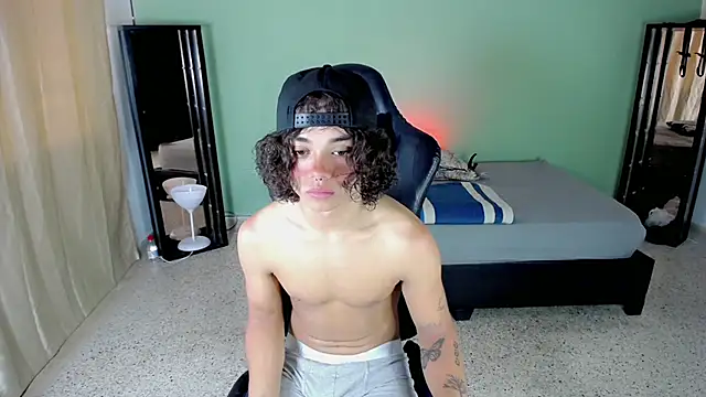 Snapshot of Stein_ chatting on October 2025 03:52:01 PM Stein online show from October 2025 03:52:01 PM