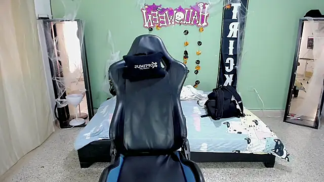 Snapshot of Stein_ chatting on October 2025 01:03:02 PM Stein online show from October 2025 01:03:02 PM