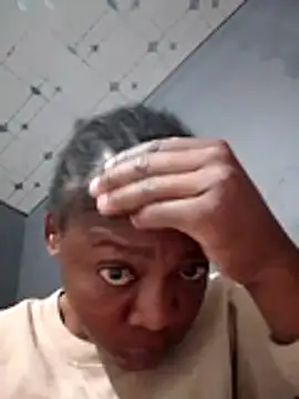 Snapshot of sexyhotchic93 chatting on November 2025 09:05:02 PM sexyhotchic93 online show from November 2025 09:05:02 PM