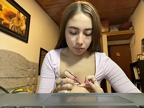 SweetMaddiee  online show from September 2025 09:36:02 PM