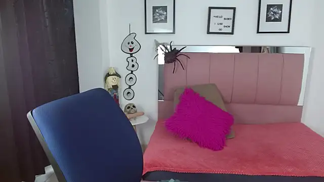 Snapshot of Lele_F_w chatting on October 2025 06:41:02 PM Lele F w online show from October 2025 06:41:02 PM