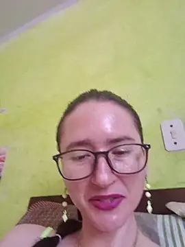 Linda Hot13 online show from October 2025 02:04:01 PM