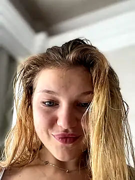 Emaline Fane online show from October 2025 09:32:02 AM