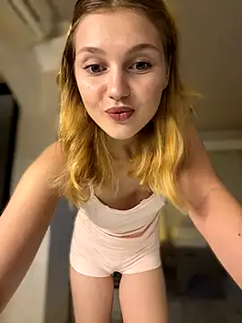 Emaline Fane online show from October 2025 06:08:02 PM