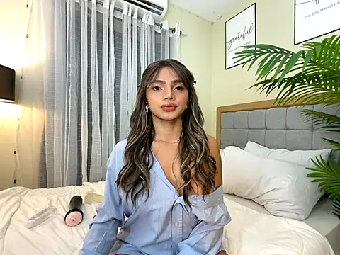 Snapshot of miss_glenda chatting on October 2025 12:38:02 AM miss glenda online show from October 2025 12:38:02 AM