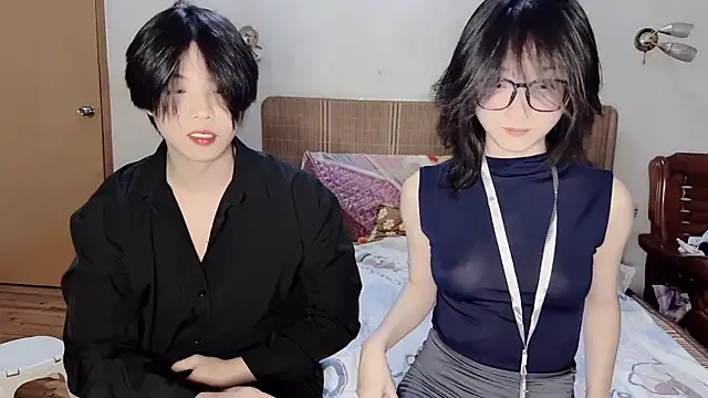 Snapshot of Crush-1 chatting on October 2025 04:41:02 PM Crush-1 online show from October 2025 04:41:02 PM