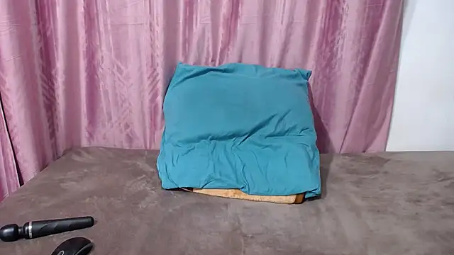 BUSTYLOLAxxx online show from September 2025 03:27:02 PM