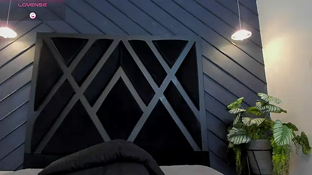 marco garciia  online show from October 2025 11:21:02 PM