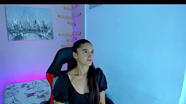 maraiah petit online show from September 2025 07:05:01 PM