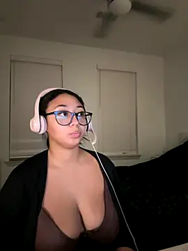 minhaa gamer online show from September 2025 09:54:02 AM