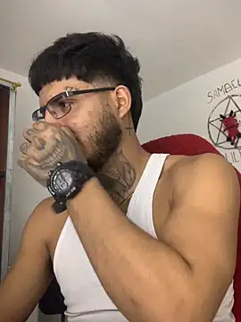 Snapshot of Lord_Luciferhot_Dirty666 chatting on November 2025 10:31:01 PM Lord Luciferhot Dirty666 online show from November 2025 10:31:01 PM