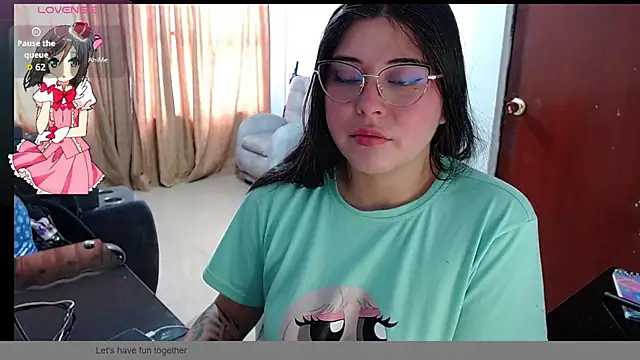 Hanna-11 online show from September 2025 05:27:01 PM