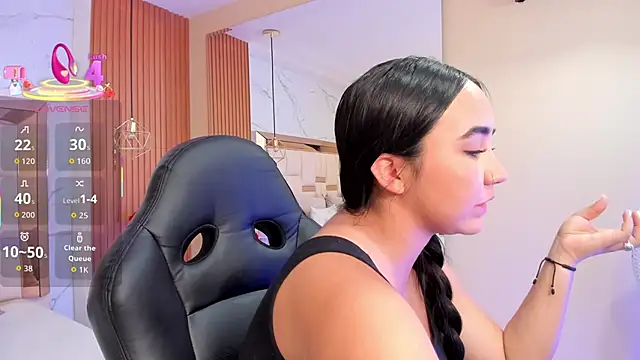 julieta rosee online show from October 2025 10:14:02 PM