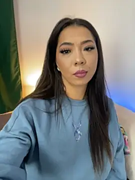 Snapshot of kiaradevil chatting on November 2025 06:12:01 PM kiaradevil online show from November 2025 06:12:01 PM