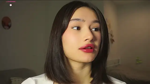 ViolaVow online show from November 2025 04:57:01 AM