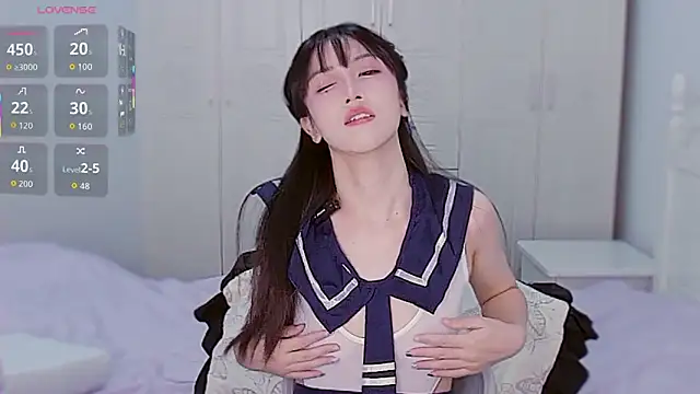 XiaoNana  online show from October 2025 07:58:02 AM