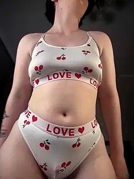 RinaShy online show from October 2025 05:17:01 AM