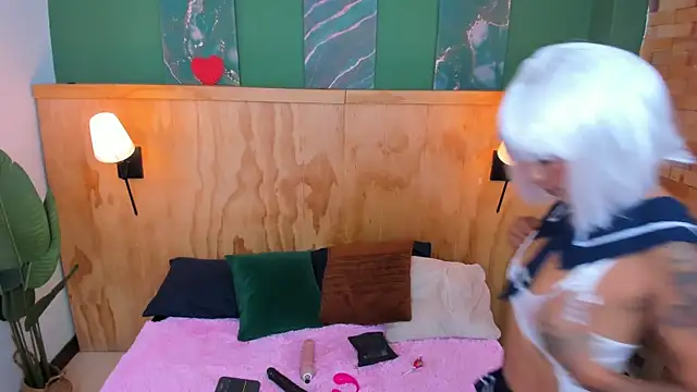 Snapshot of milavega_ chatting on October 2025 12:25:01 PM milavega online show from October 2025 12:25:01 PM