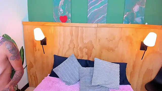 Snapshot of milavega_ chatting on October 2025 12:28:01 PM milavega online show from October 2025 12:28:01 PM