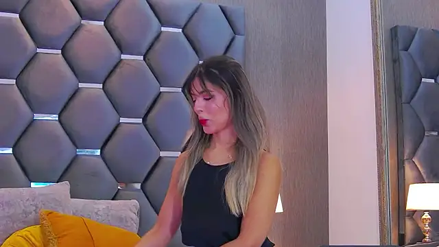 BlaireParker online show from October 2025 12:17:01 PM