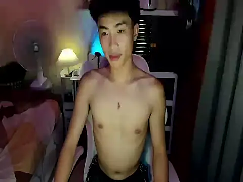 Snapshot of yourhotpinoy chatting on November 2025 10:48:02 AM yourhotpinoy online show from November 2025 10:48:02 AM