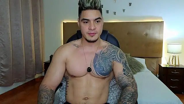 Snapshot of Steven_Velez chatting on September 2025 11:21:01 PM Steven Velez online show from September 2025 11:21:01 PM