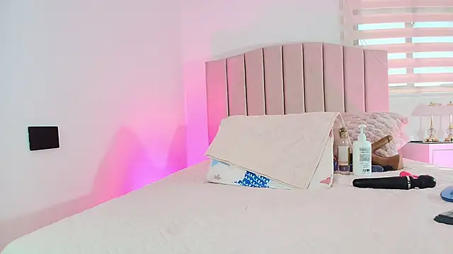 Snapshot of cataleya_ebony_ chatting on November 2025 07:14:02 PM cataleya ebony online show from November 2025 07:14:02 PM