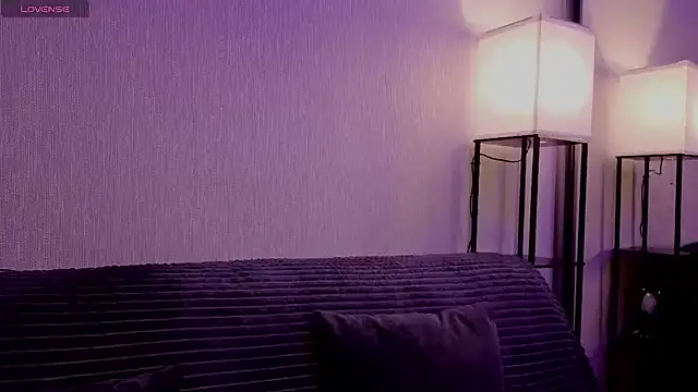 Snapshot of kara_liffe chatting on December 2025 01:11:01 AM kara liffe online show from December 2025 01:11:01 AM