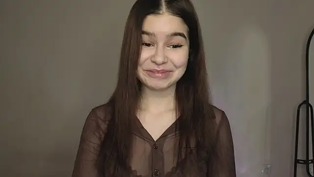 sladkoezzzka online show from September 2025 04:45:01 PM