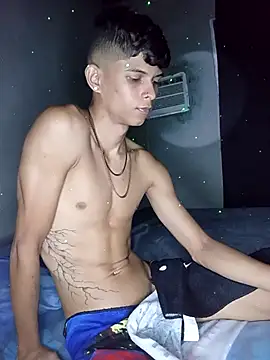 Snapshot of God_Eros_23cm chatting on October 2025 04:24:02 AM God Eros 23cm online show from October 2025 04:24:02 AM