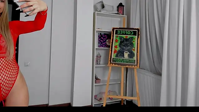 Snapshot of Peachie99 chatting on October 2025 08:31:02 PM Peachie99 online show from October 2025 08:31:02 PM