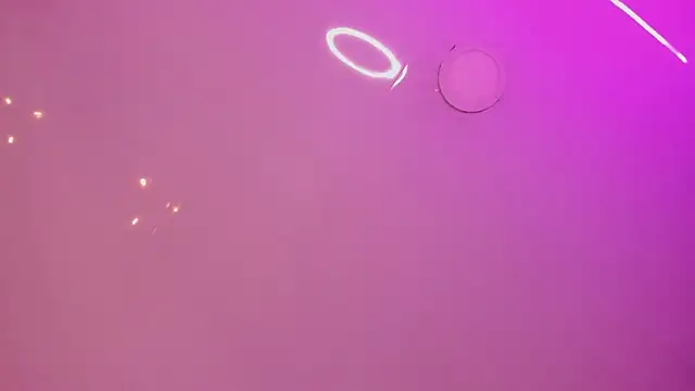 Snapshot of Rachell_Ross_ chatting on September 2025 08:41:01 PM Rachell Ross online show from September 2025 08:41:01 PM