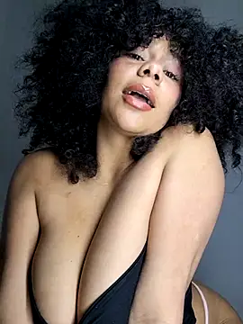 Yerystar online show from October 2025 09:48:01 PM