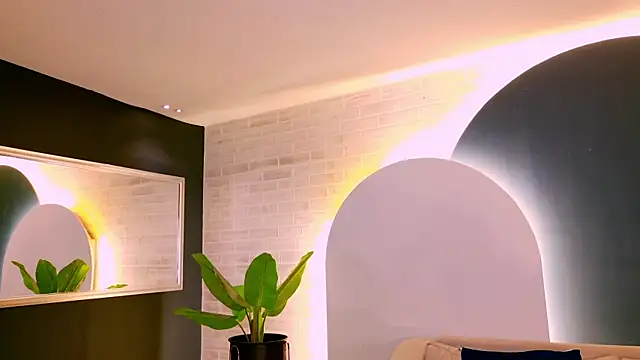 Snapshot of AgathaKondo_ chatting on November 2025 09:26:01 PM AgathaKondo online show from November 2025 09:26:01 PM