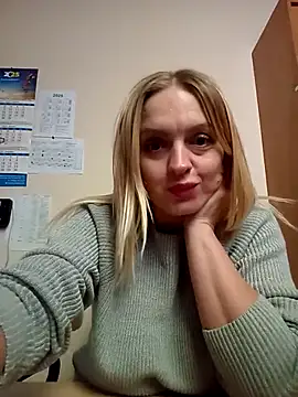 Snapshot of Ami_Foxy chatting on October 2025 06:23:02 AM Ami Foxy online show from October 2025 06:23:02 AM