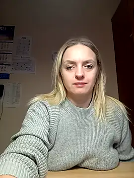 Snapshot of Ami_Foxy chatting on November 2025 11:32:01 AM Ami Foxy online show from November 2025 11:32:01 AM