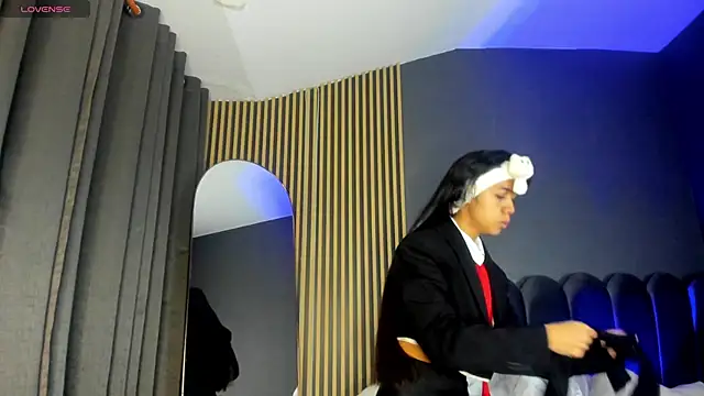 Gina 77 online show from October 2025 12:31:01 PM