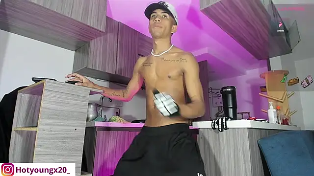 RyanScot4 online show from November 2025 05:07:02 AM