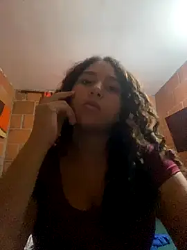 Snapshot of AnaisVelvet11 chatting on October 2025 01:06:02 AM AnaisVelvet11 online show from October 2025 01:06:02 AM